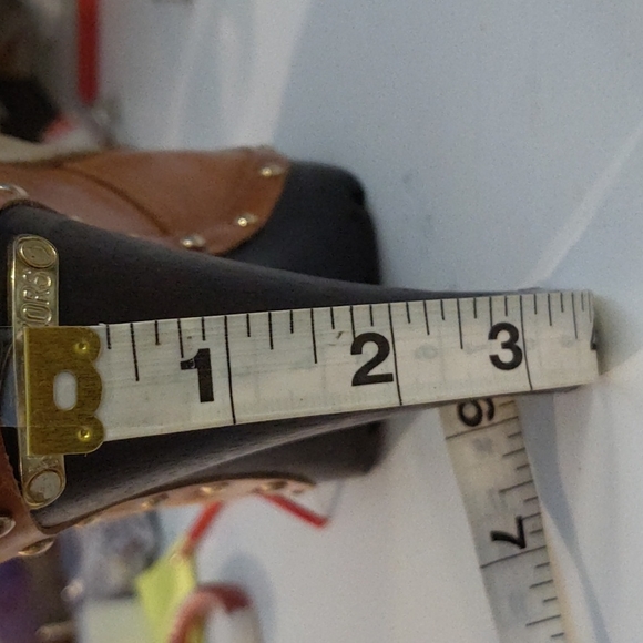 Michael Kors shearling boot - Picture 5 of 6